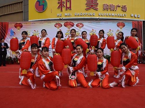 明星幼兒園，舞蹈《張燈結彩》